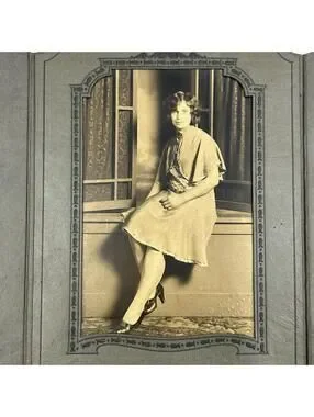 Art | Antique 192s Studio Portrait Woman Bob Hair 1920s Fashion ...